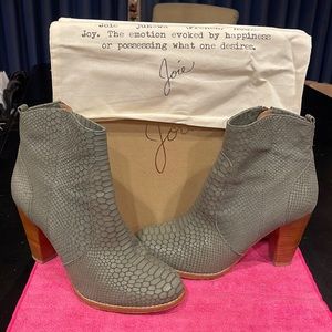 Joie grey booties size 40 with box and dust bags